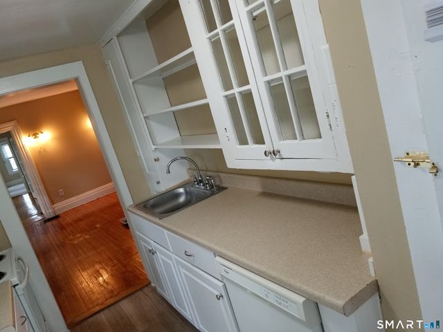 7 Broad Street, Norwich, CT 06360