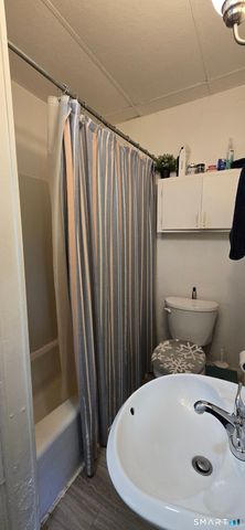 7 Broad Street, Norwich, CT 06360