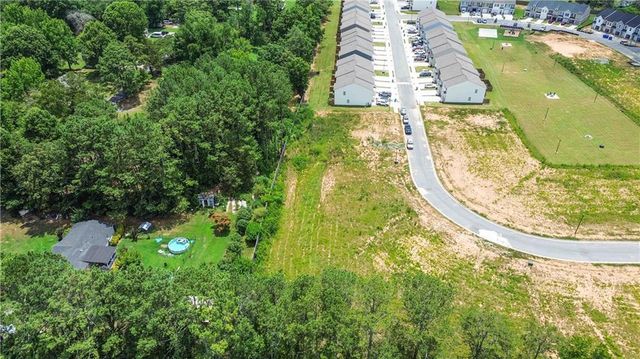 160 Village Green Drive NW, Adairsville, GA 30103