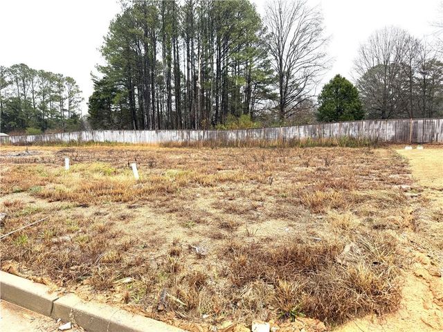 160 Village Green Drive NW, Adairsville, GA 30103