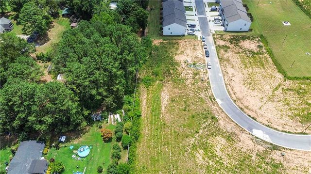 160 Village Green Drive NW, Adairsville, GA 30103