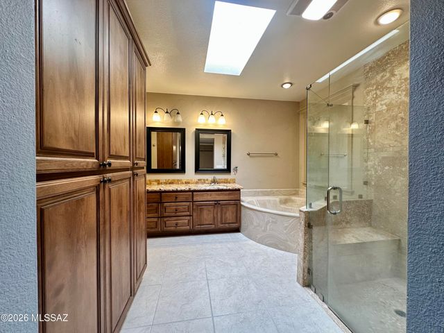 64427 E Rolling Rock Court, Tucson, AZ 85739