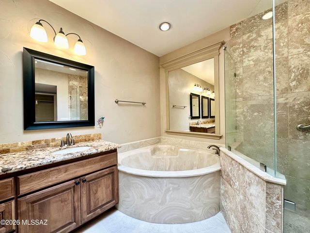 64427 E Rolling Rock Court, Tucson, AZ 85739