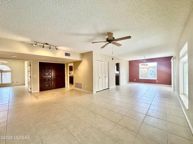 64427 E Rolling Rock Court, Tucson, AZ 85739