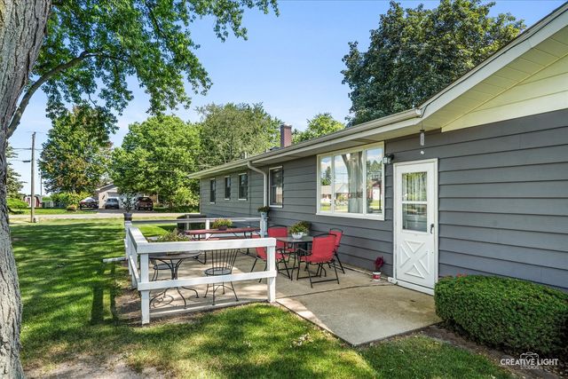 430 N Depot Street, Somonauk, IL 60552