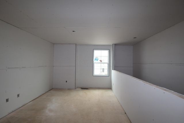 51 Banyan Drive, Lewis Center, OH 43035