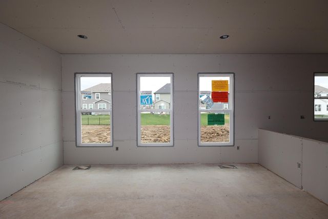 51 Banyan Drive, Lewis Center, OH 43035