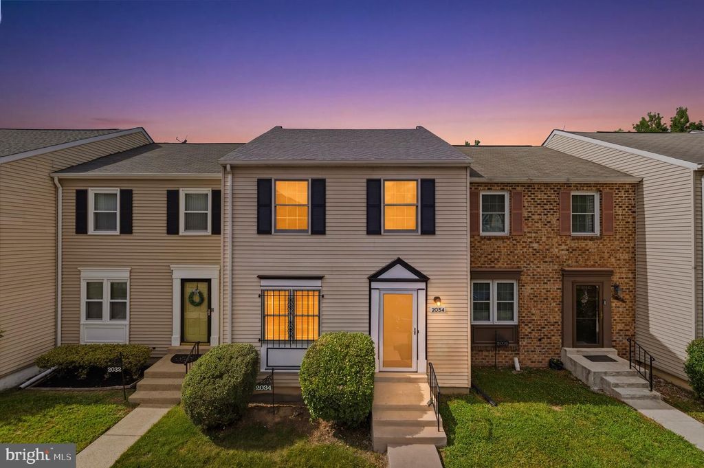 Image 1 of property listing at 2034 N ANVIL LN, Temple Hills, MD 20748