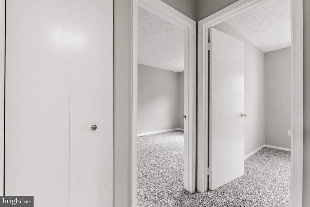 Image 20 of property listing at 2034 N ANVIL LN, Temple Hills, MD 20748