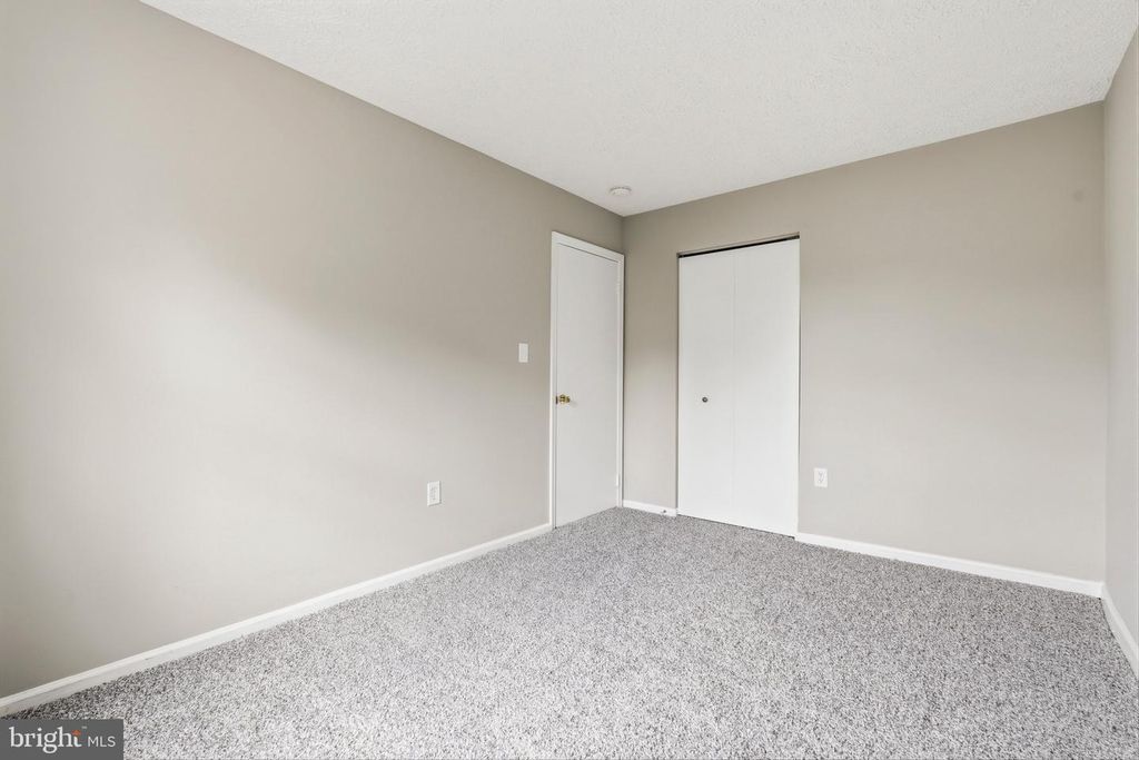 Image 23 of property listing at 2034 N ANVIL LN, Temple Hills, MD 20748