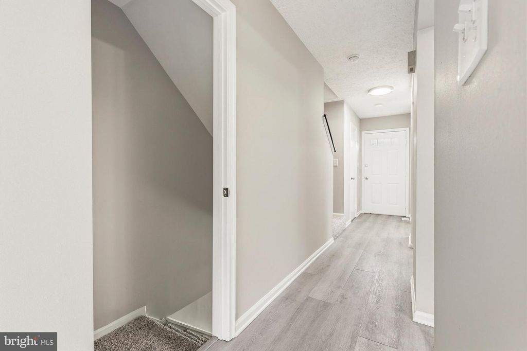 Image 25 of property listing at 2034 N ANVIL LN, Temple Hills, MD 20748