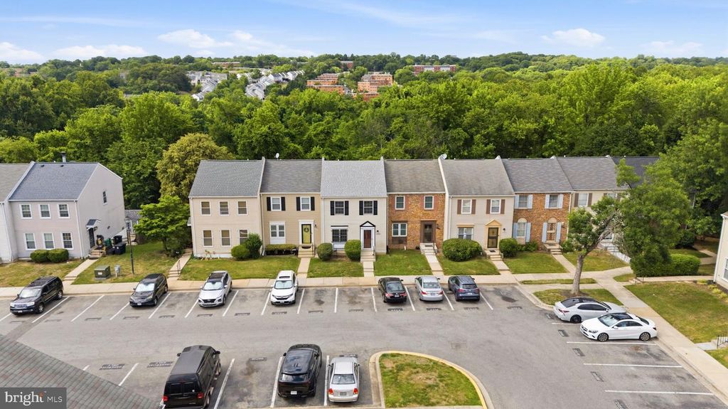 Image 38 of property listing at 2034 N ANVIL LN, Temple Hills, MD 20748