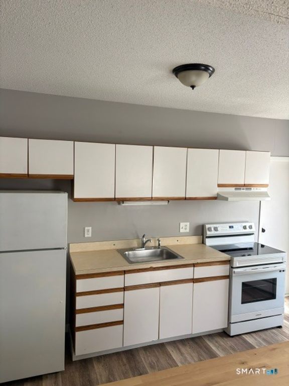344 Washington Avenue 3A, Waterbury, CT 06708