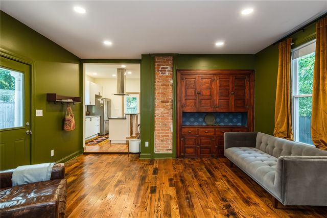 318 Oak Street, Dayton, OH 45410