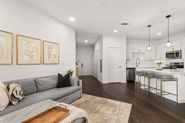 1677 54th Ave N Apt 123, Nashville, TN 37209