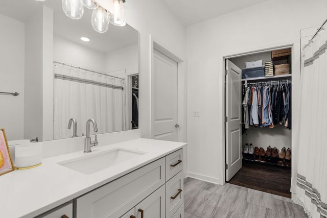 1677 54th Ave N Apt 123, Nashville, TN 37209