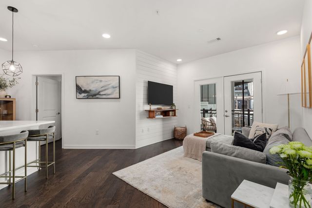 1677 54th Ave N Apt 123, Nashville, TN 37209