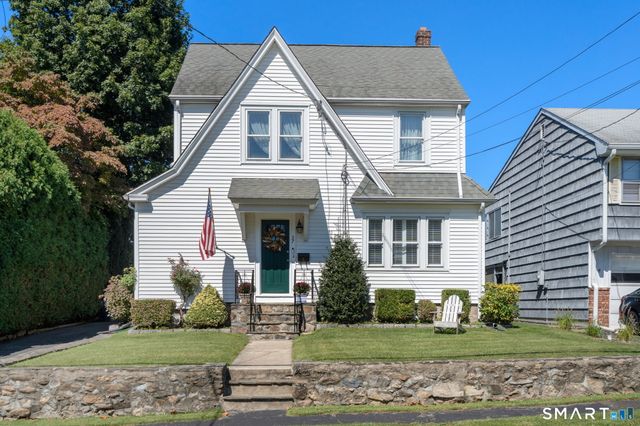 37 Uncas Road, Stamford, CT 06902