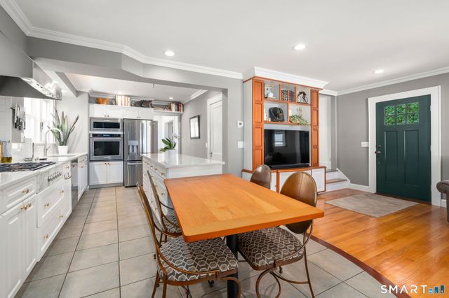 37 Uncas Road, Stamford, CT 06902