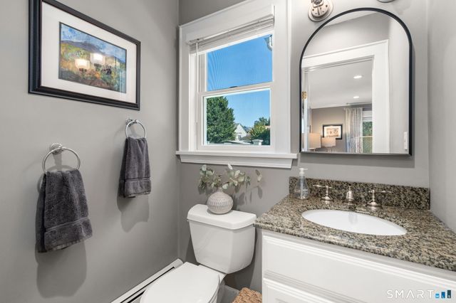 37 Uncas Road, Stamford, CT 06902
