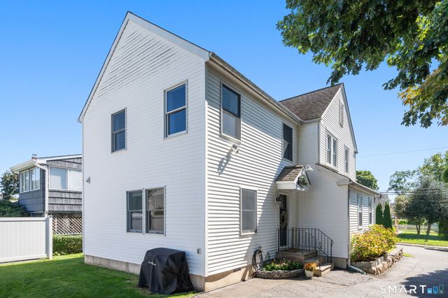 37 Uncas Road, Stamford, CT 06902