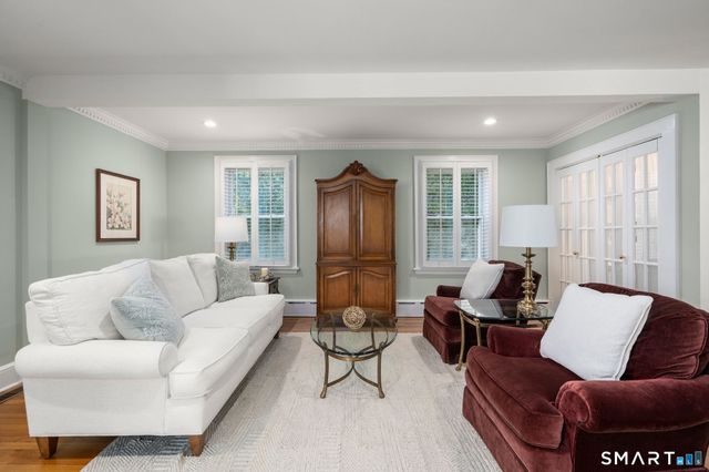 37 Uncas Road, Stamford, CT 06902