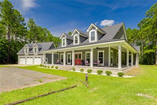182 Old River Road, Bloomingdale, GA 31302
