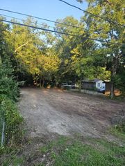 400 S 13th Street, Conroe, TX 77301