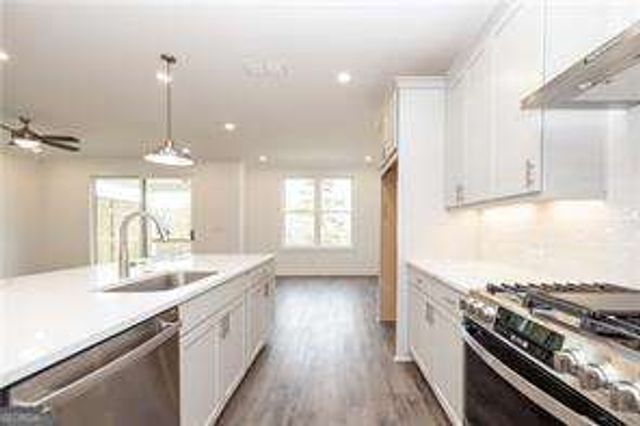 816 DODD Trail, Buford, GA 30518