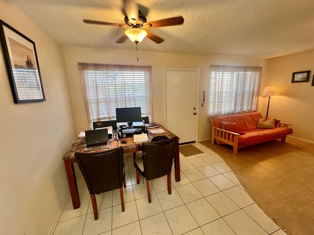 32 Lake Vista Trail 105, Port St. Lucie, FL 34952
