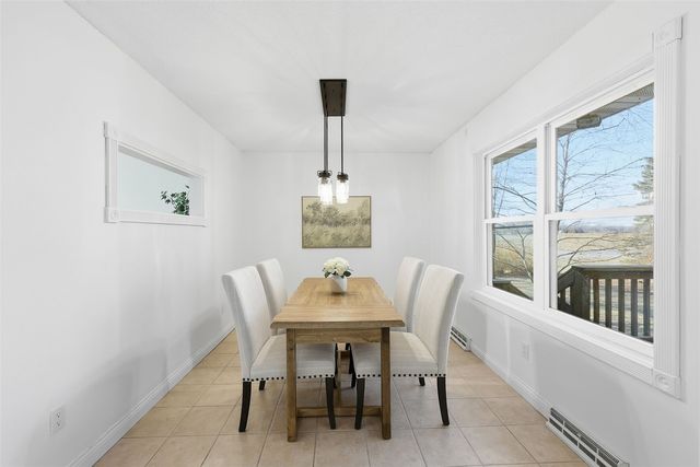 4204 Lloyd Ave SE, Iowa City, IA 52240