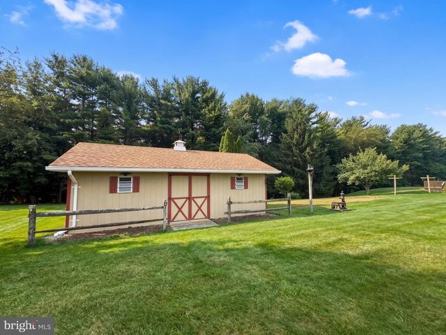 3704 BAUMGARDNER RD, Hanover, PA 17331
