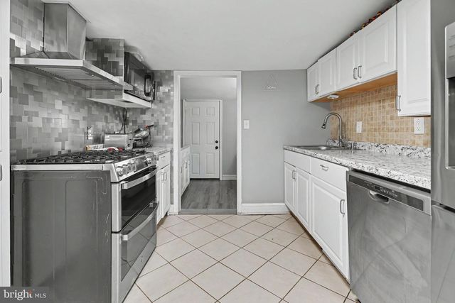 49 MARTINS LN, Hamilton, NJ 08620