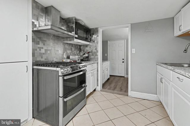 49 MARTINS LN, Hamilton, NJ 08620