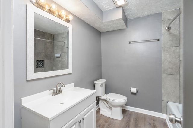 402 MARSHALL ST, Staunton, VA 24401