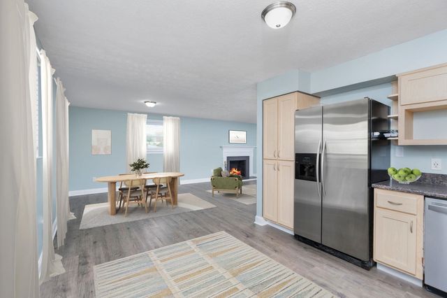 402 MARSHALL ST, Staunton, VA 24401