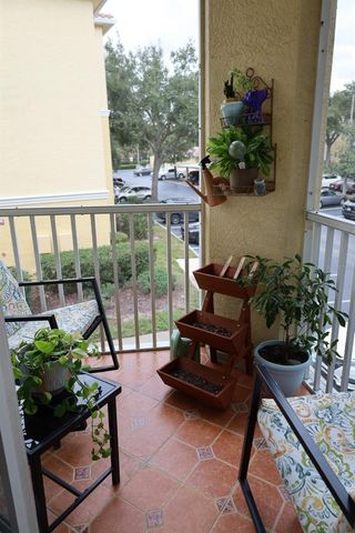 1125 LAKE SHADOW CIRCLE 5211, Maitland, FL 32751