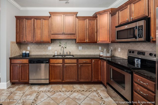 2316 Dovedale Drive A, Greenville, NC 27834