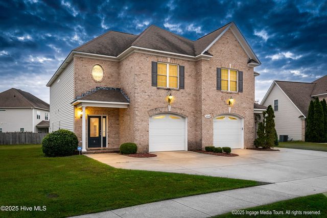 2316 Dovedale Drive A, Greenville, NC 27834