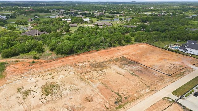 2710 Kentucky Derby Drive, Bartonville, TX 76226