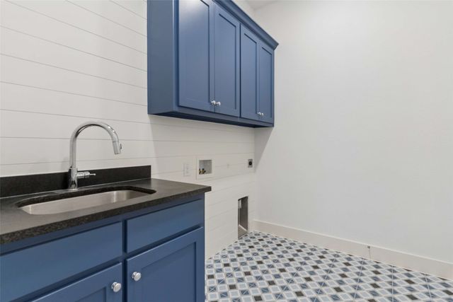 915 Oakhill Street, Allen, TX 75013