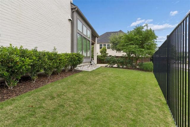 915 Oakhill Street, Allen, TX 75013