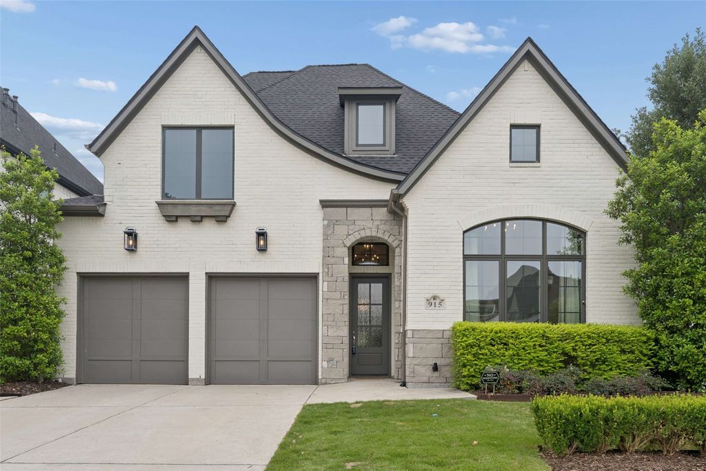 915 Oakhill Street, Allen, TX 75013