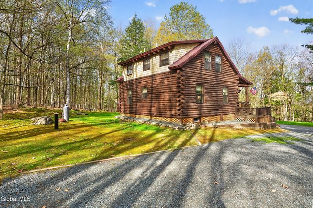 375 Momrow Road, Sand Lake, NY 12153