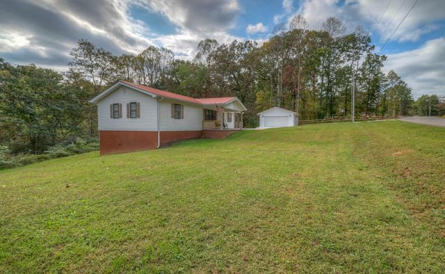 643 Number 20 Mine Road, Mccaysville, GA 30555