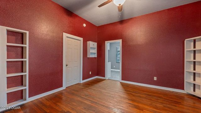 1101 Oak Street, Carthage, MO 64836