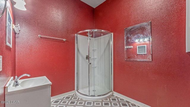 1101 Oak Street, Carthage, MO 64836