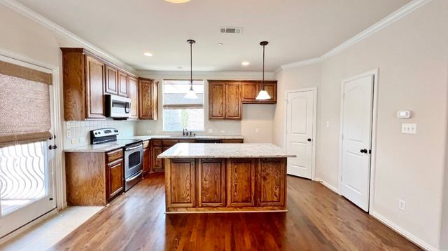 2500 Rockbrook Drive 40, Lewisville, TX 75067