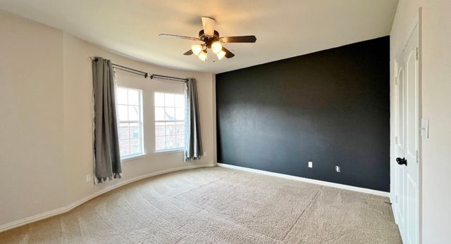 2500 Rockbrook Drive 40, Lewisville, TX 75067