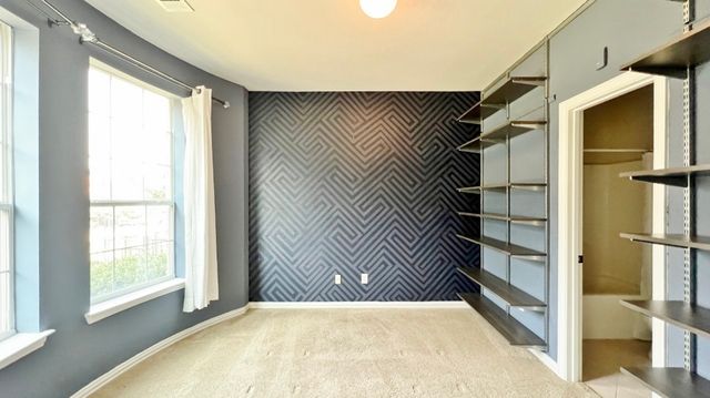 2500 Rockbrook Drive 40, Lewisville, TX 75067